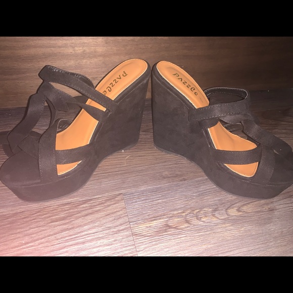 Black wedges - Picture 2 of 5